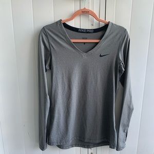 Nike Pro Women’s V-Neck long sleeve top